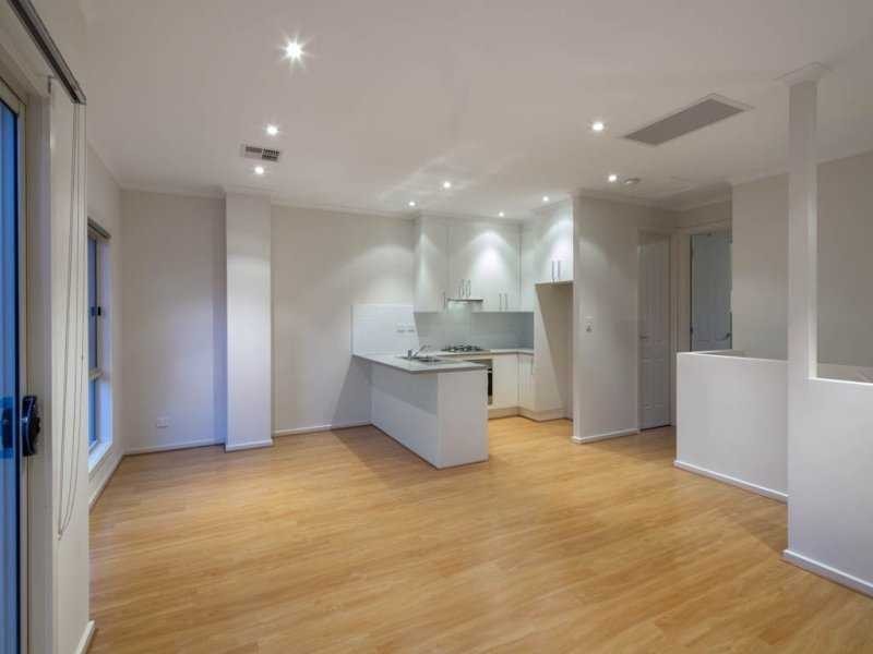 14 Domain Street, Moana SA 5169