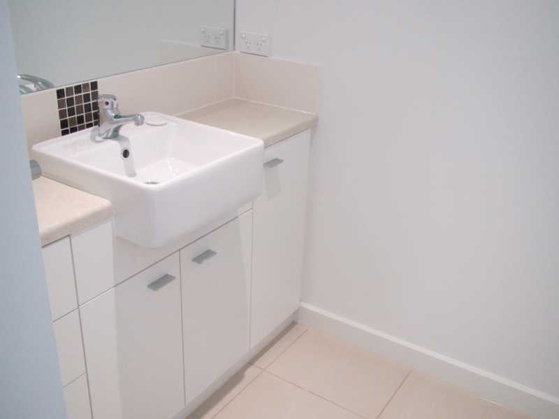 18 Shalford Tce, Campbelltown SA 5074