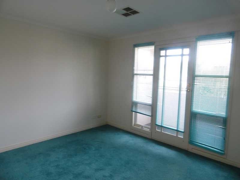 3 Thiele Grove, Kensington Park SA 5068