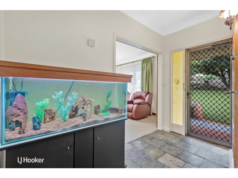 6 Hogan Street, Fairview Park SA 5126