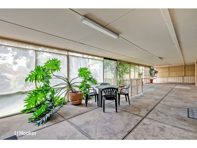 6 Hogan Street, Fairview Park SA 5126