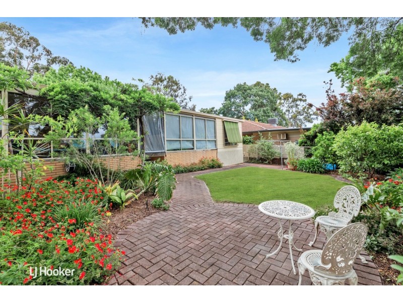 6 Hogan Street, Fairview Park SA 5126