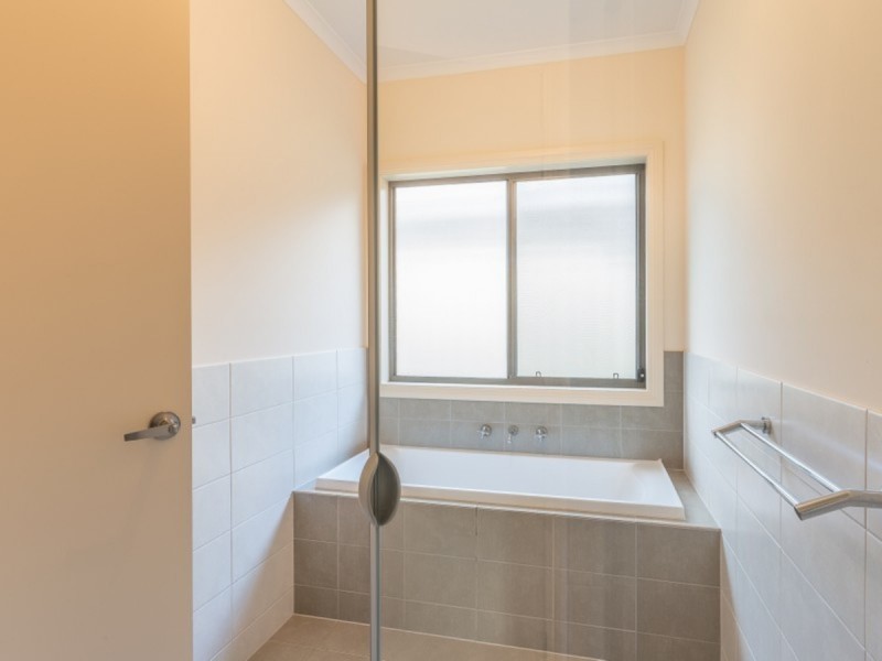 14 Sutherland Road, Holden Hill SA 5088