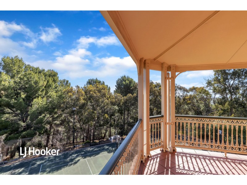 11 Burnalta Crescent, Burnside SA 5066