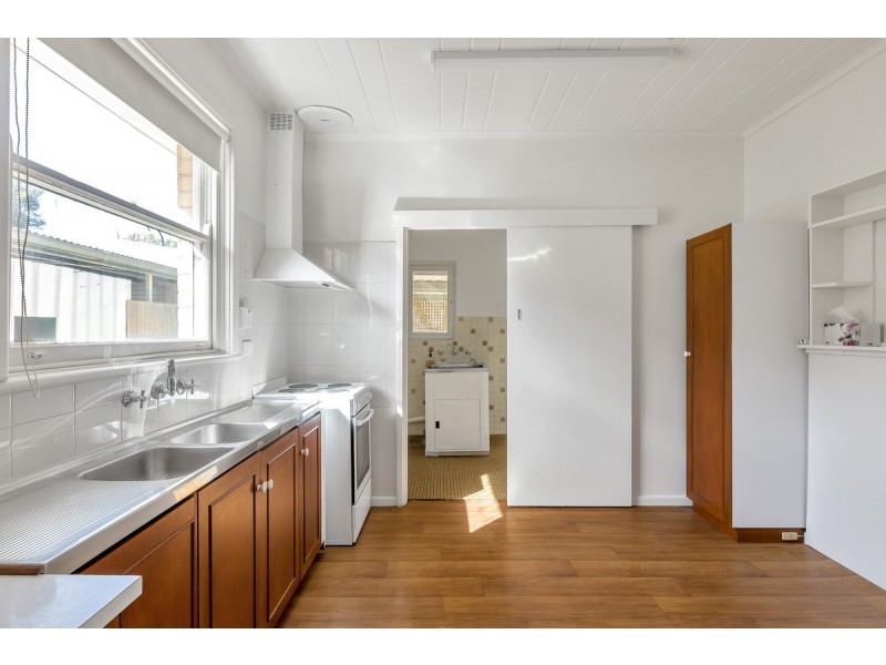 62 Peterswool Road, Elizabeth Park SA 5113