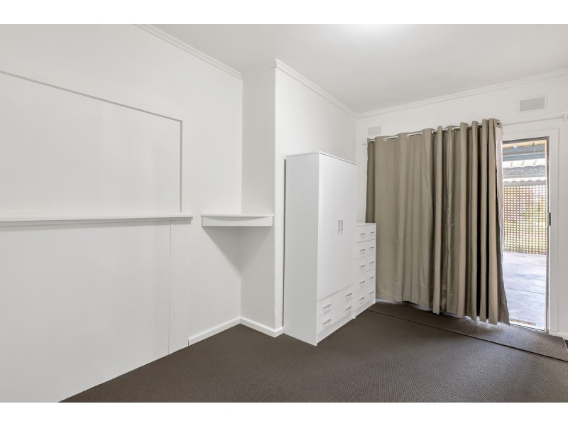 62 Peterswool Road, Elizabeth Park SA 5113