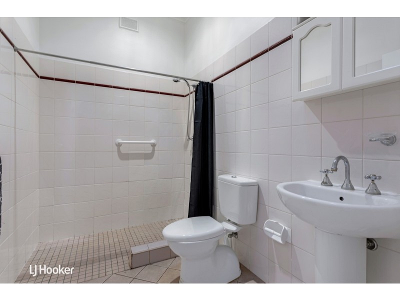 5 Ayredale Avenue, Clearview SA 5085