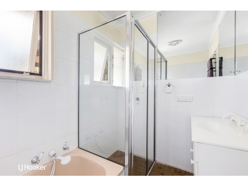 8/4 Douglas Avenue, Salisbury SA 5108