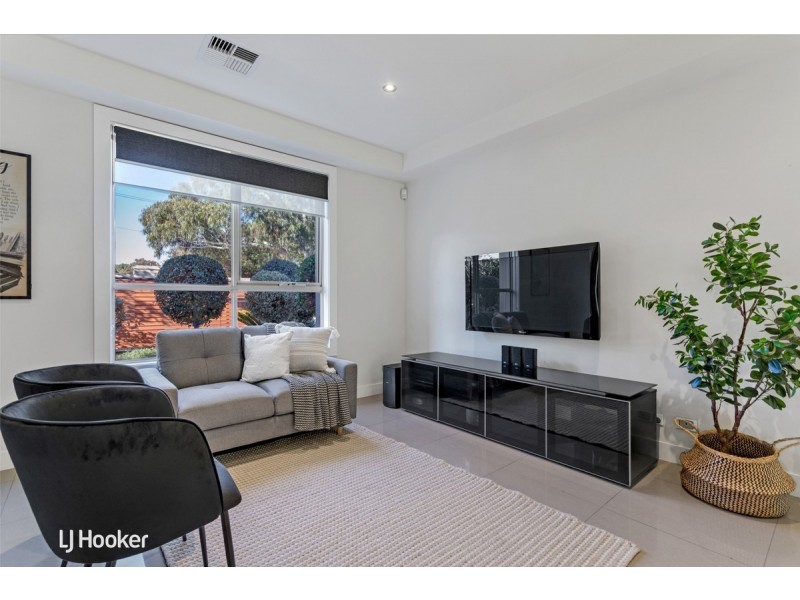 2 Barnes Road, Glynde SA 5070