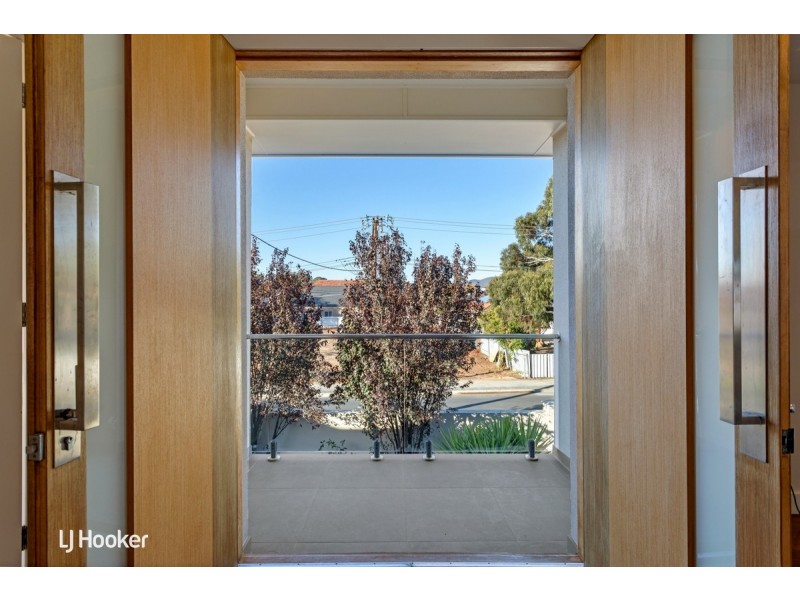 2 Barnes Road, Glynde SA 5070