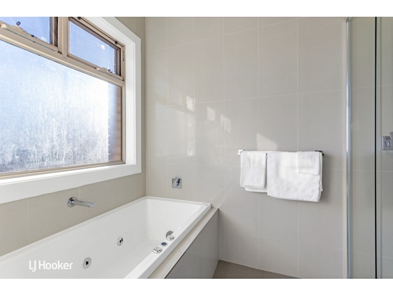 2 Barnes Road, Glynde SA 5070