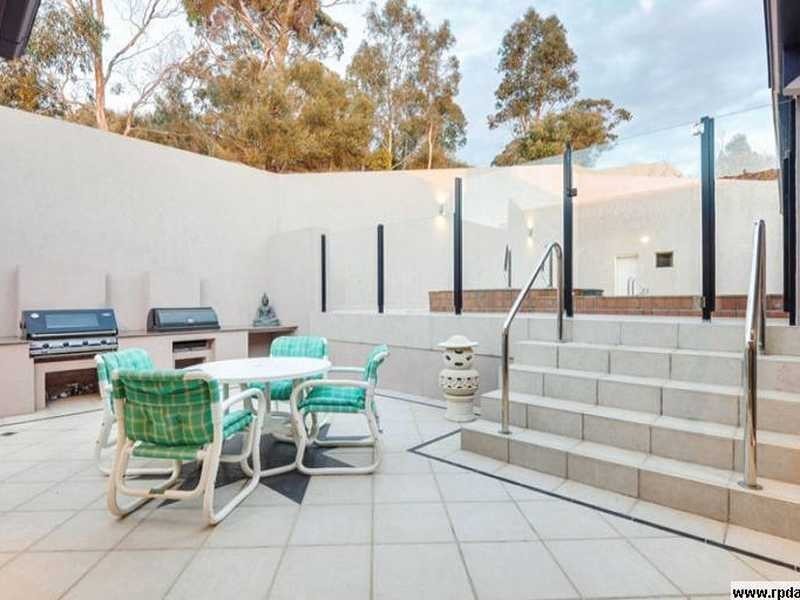 5 Heyes Court, Rostrevor SA 5073