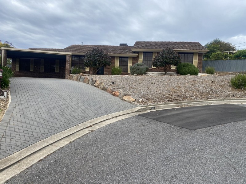17 Haddington Court, Valley View SA 5093