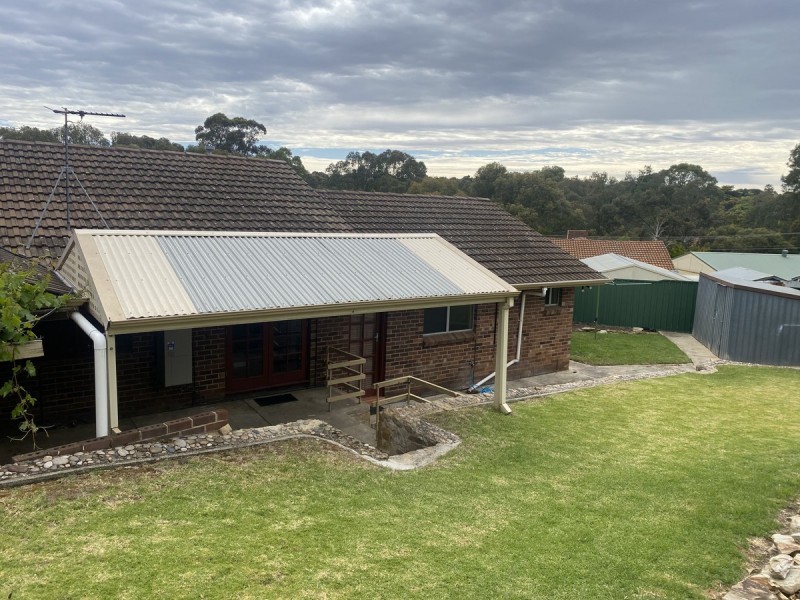 17 Haddington Court, Valley View SA 5093