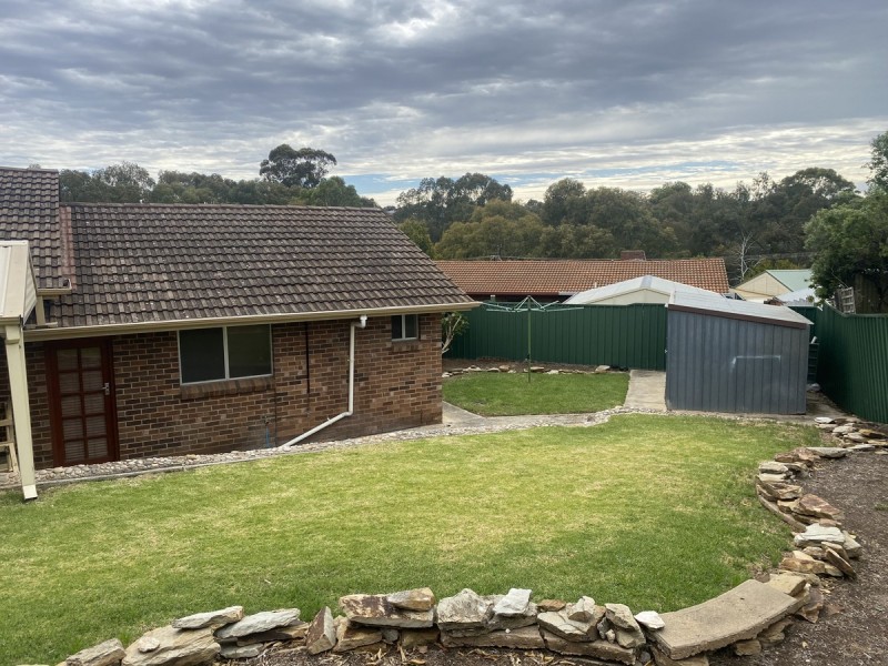 17 Haddington Court, Valley View SA 5093