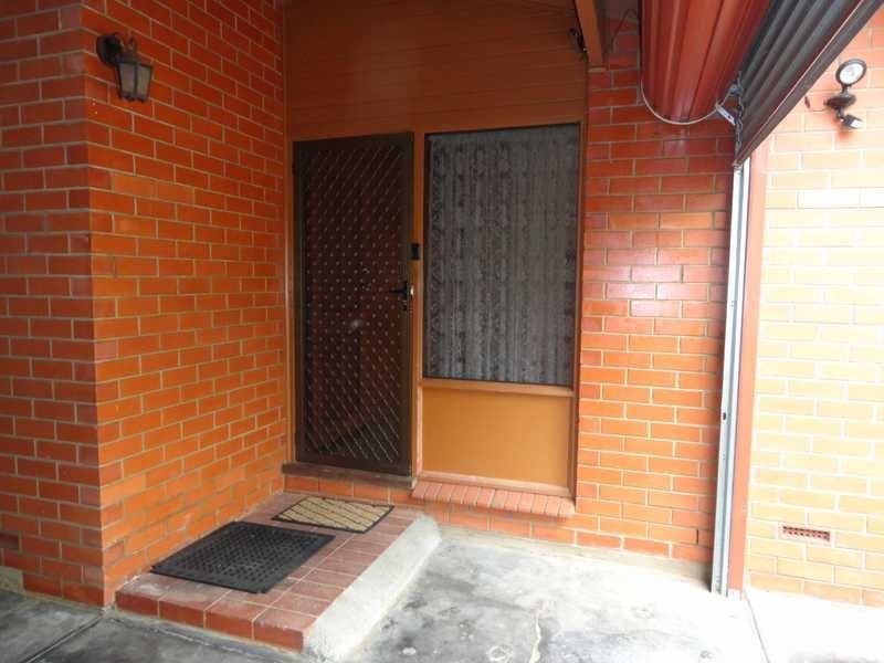 2 Torrens Avenue, Paradise SA 5075