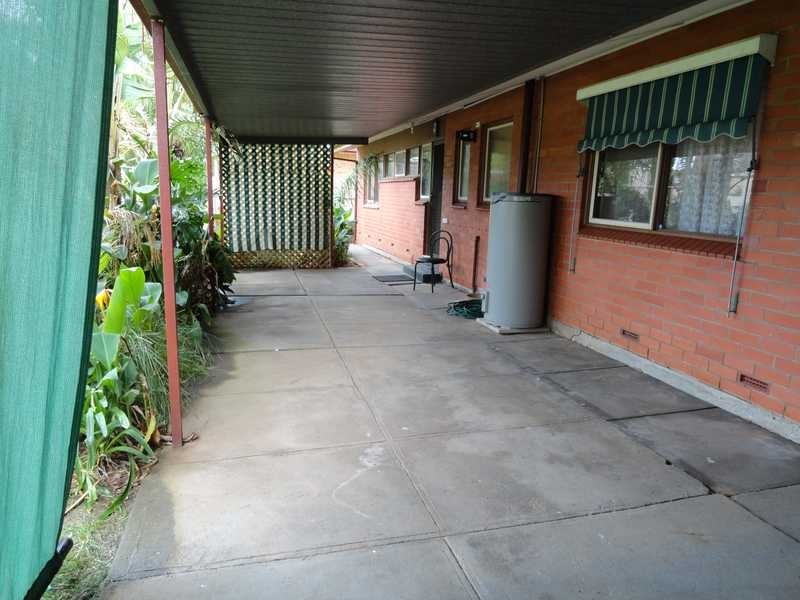 2 Torrens Avenue, Paradise SA 5075