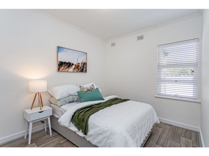 1 Denmead Avenue, Campbelltown SA 5074