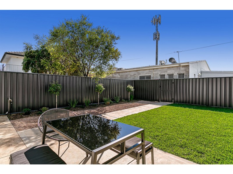 1 Denmead Avenue, Campbelltown SA 5074