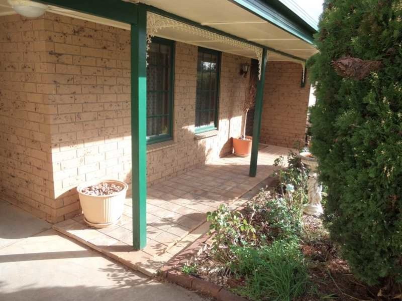 27 Barmera Avenue, Hope Valley SA 5090