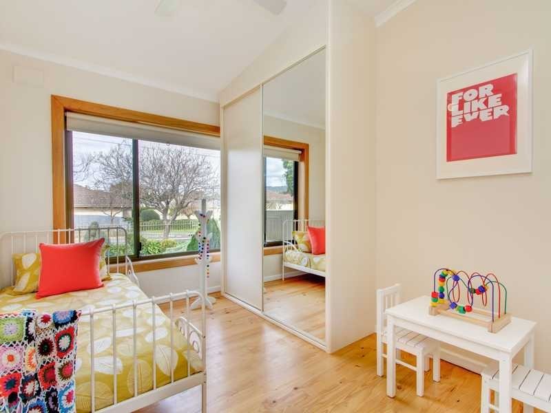 17 Lorenz Street, Campbelltown SA 5074