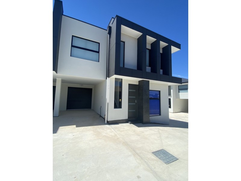 2/2 Lorenz Street, Campbelltown SA 5074