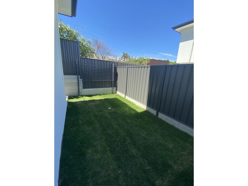 2/2 Lorenz Street, Campbelltown SA 5074