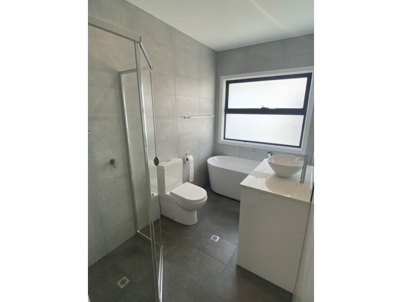 1/2 Lorenz Street, Campbelltown SA 5074