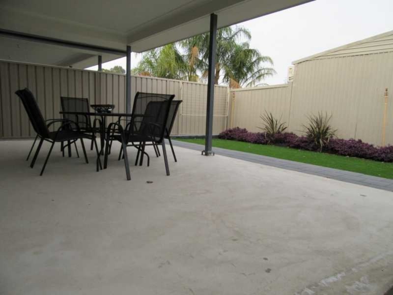 11A Waroona Avenue, Windsor Gardens SA 5087