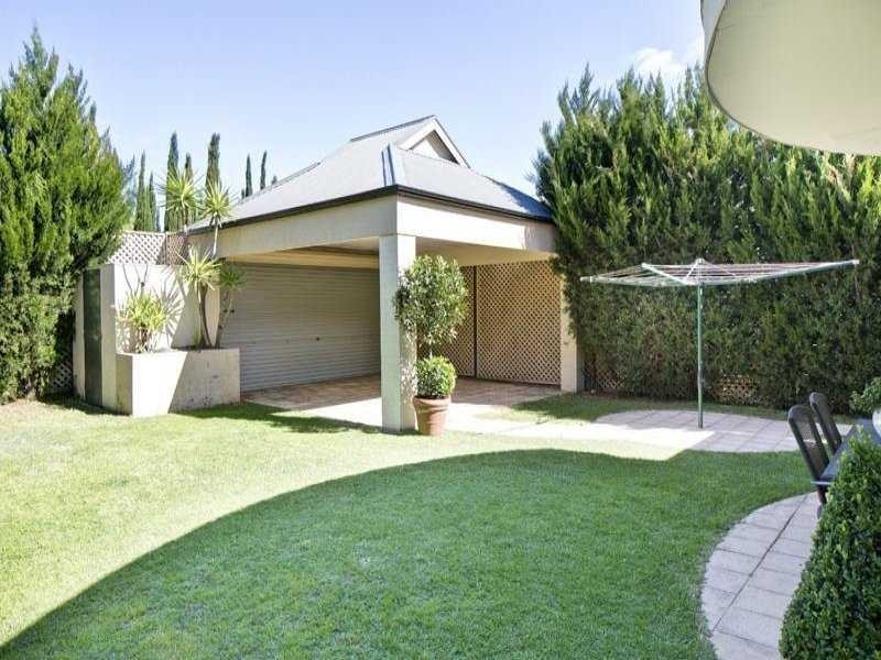 31 Seventh Avenue, St Peters SA 5069