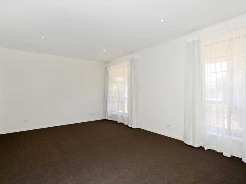 1 Orange Grove Circuit, Dernancourt SA 5075