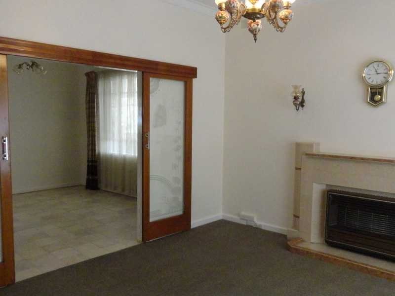 12 Barnett Avenue, Glynde SA 5070