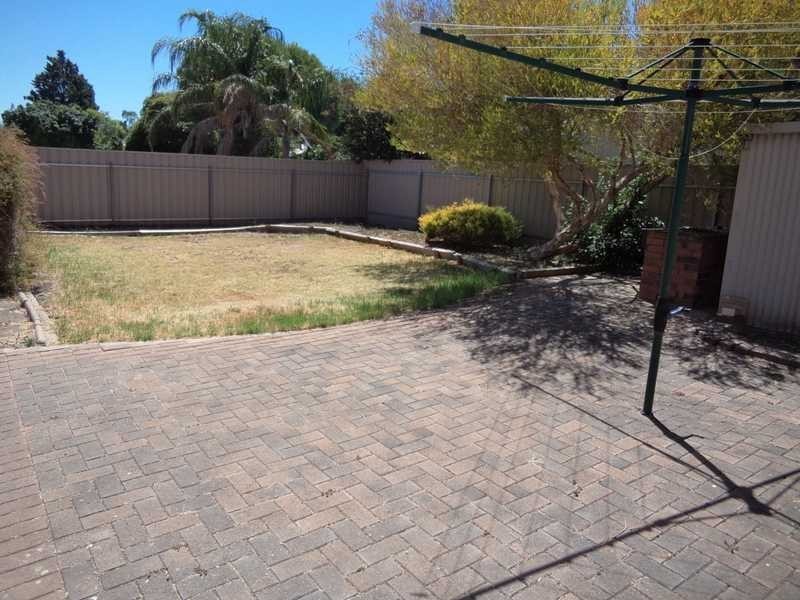 36 Australia Avenue, St Agnes SA 5097