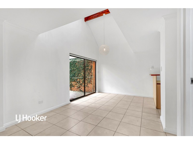 2/29 Old Street, North Adelaide SA 5006