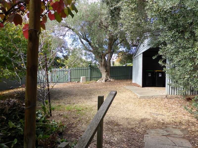 3 Katoomba Road, Beaumont SA 5066