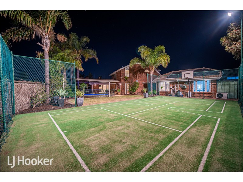 8 Honolulu Grove, West Lakes SA 5021