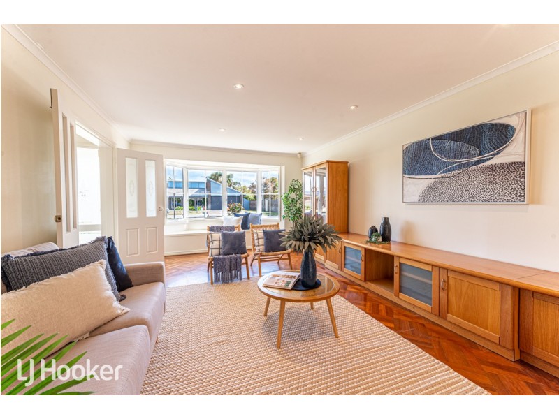 8 Honolulu Grove, West Lakes SA 5021