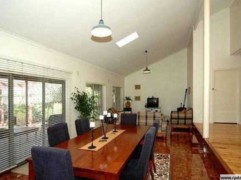 5 Honeysuckle Drive, Hope Valley SA 5090