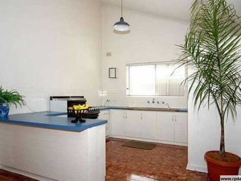 5 Honeysuckle Drive, Hope Valley SA 5090