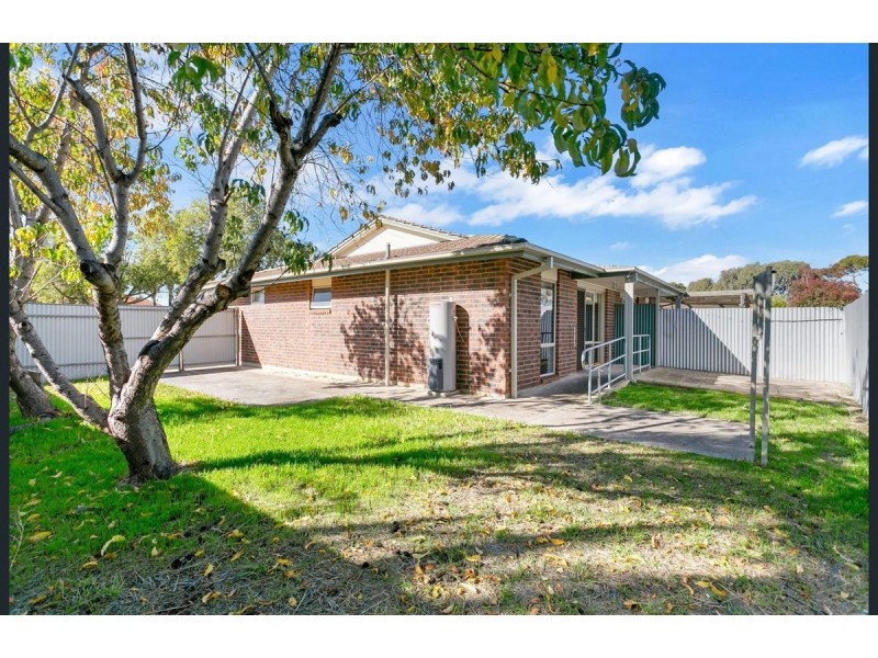 13 Birdwood Road, Greenacres SA 5086