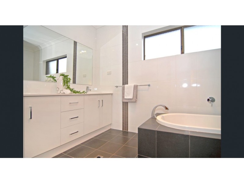 8 Theodore Avenue, Athelstone SA 5076