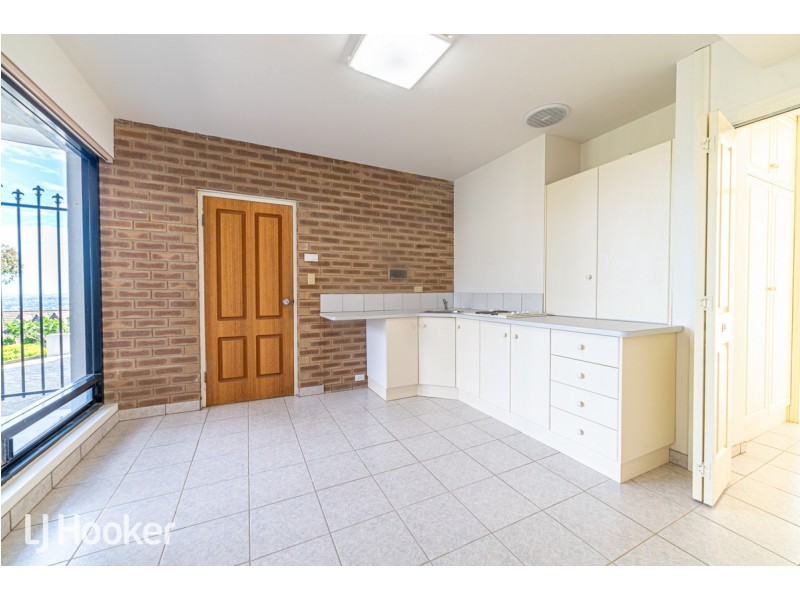 32 Patrick Auld Drive, Auldana SA 5072