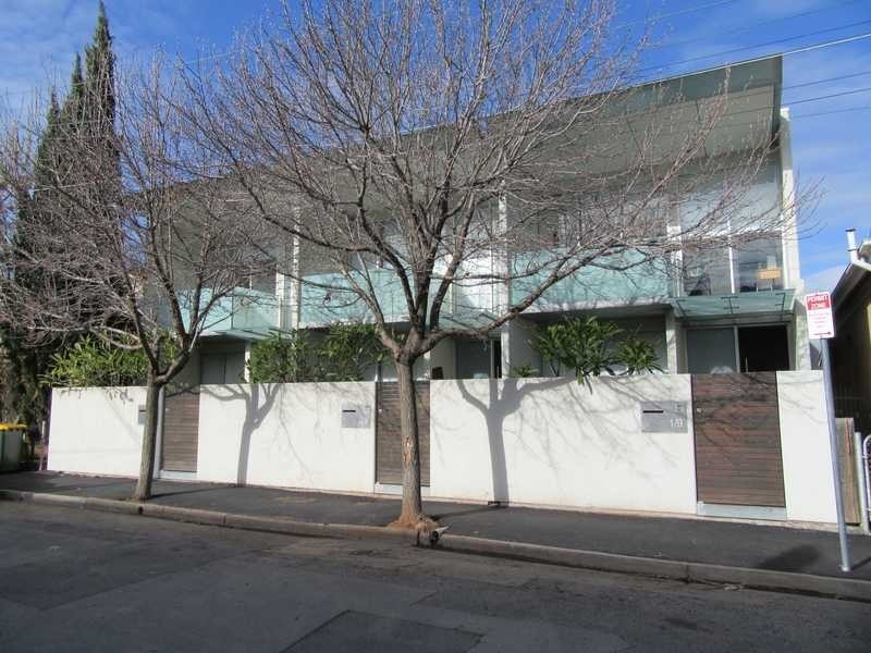 2 / 9 West Street, Hindmarsh SA 5007