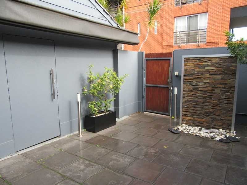 24 Russell Street, Adelaide SA 5000