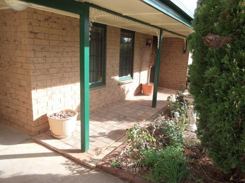 27 Barmera Avenue, Hope Valley SA 5090