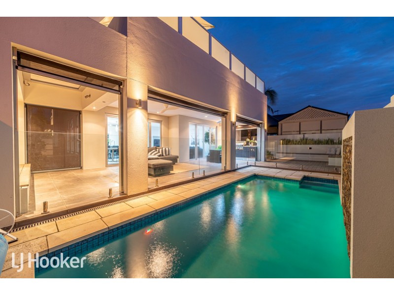 2 Moore Street, Birkenhead SA 5015