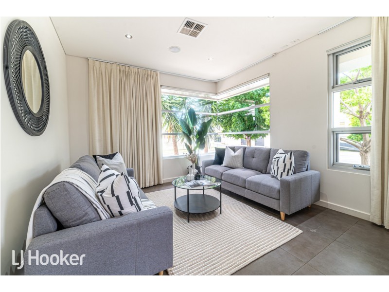 2 Moore Street, Birkenhead SA 5015