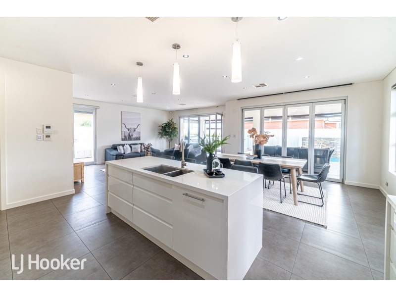 2 Moore Street, Birkenhead SA 5015