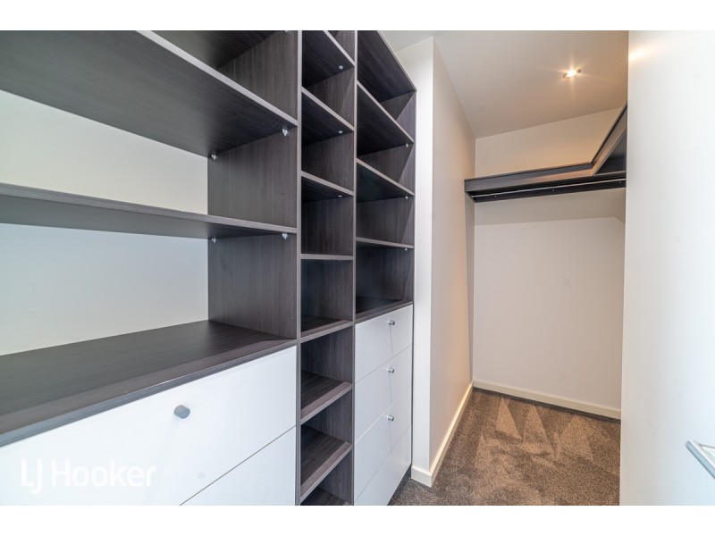 2 Moore Street, Birkenhead SA 5015