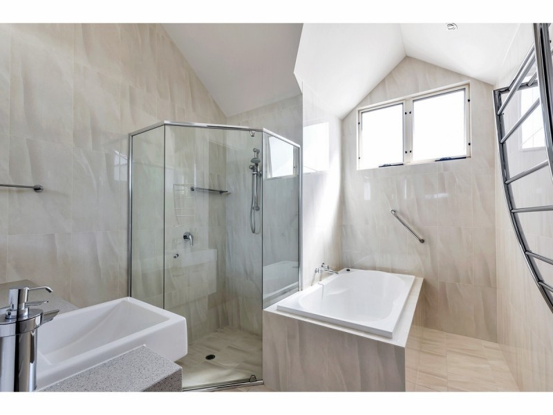 24A Eighth Avenue, St Peters SA 5069